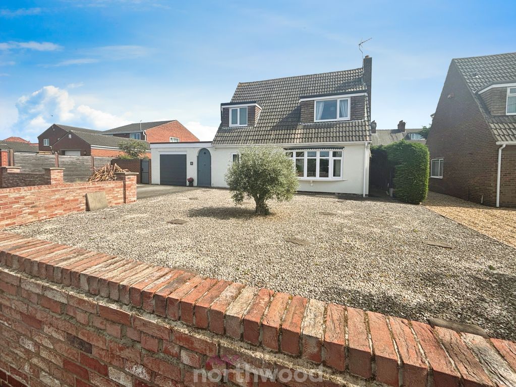 Property photo 1 of 24