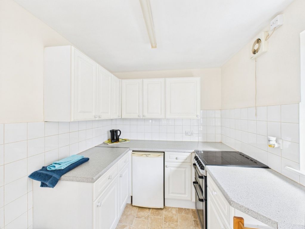 Property photo 2 of 16 4378515