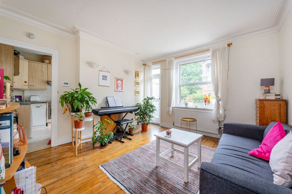 Property photo 2 of 9