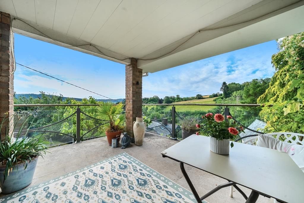 Property photo 1 of 23 Photos