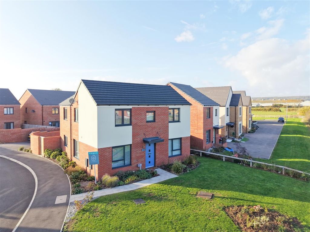 Property photo 1 of 21 Front Elevation