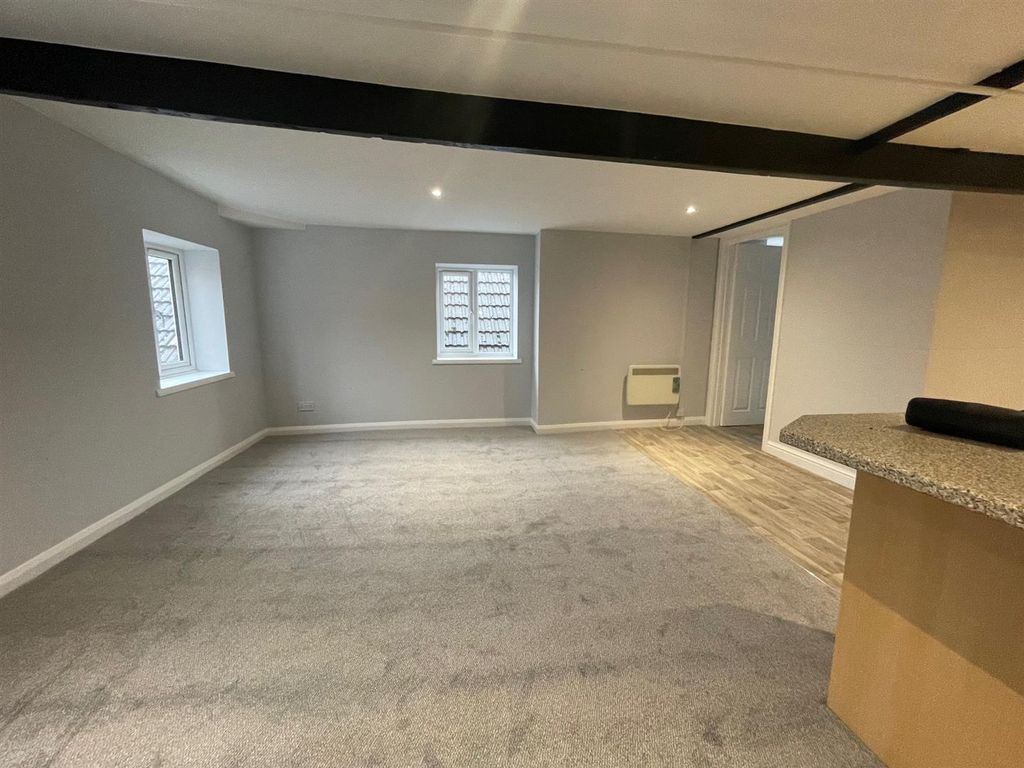 Property photo 3 of 5 Img_1074.Jpg