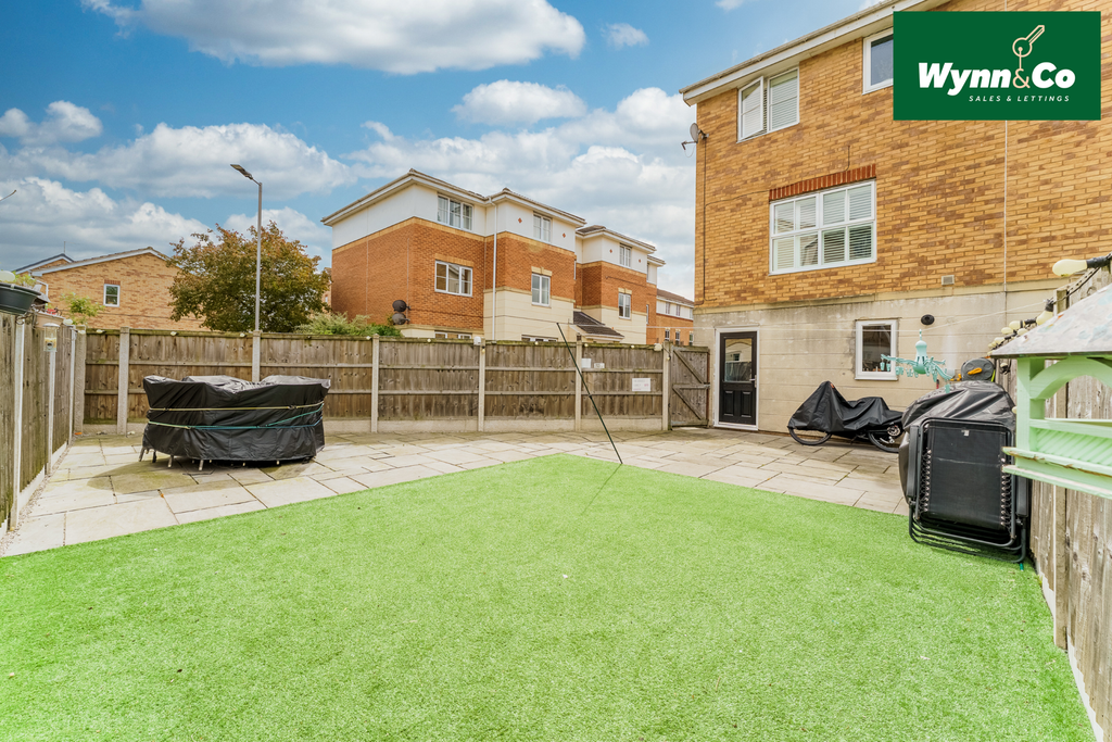 Property photo 2 of 28 Rear Garden