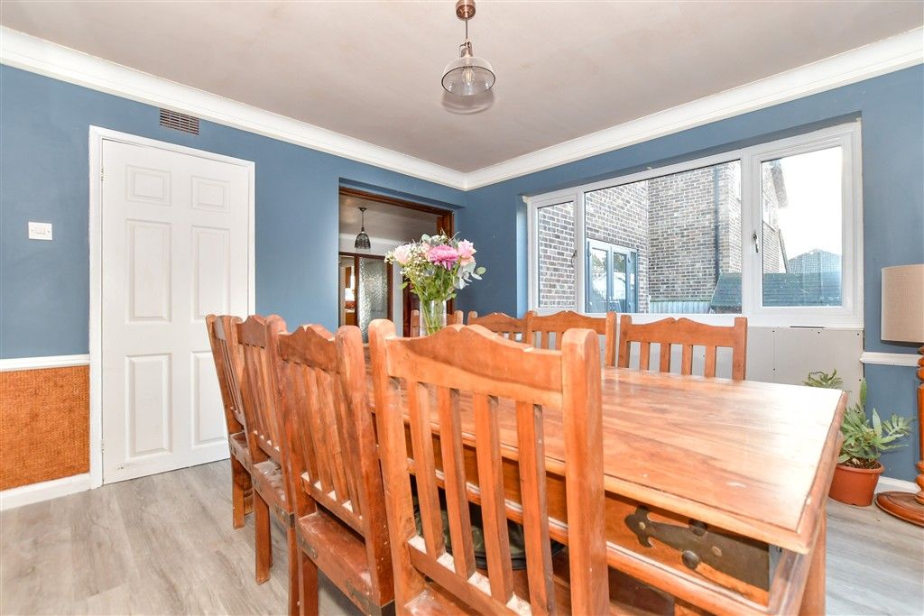 Property photo 3 of 14 Dining Room