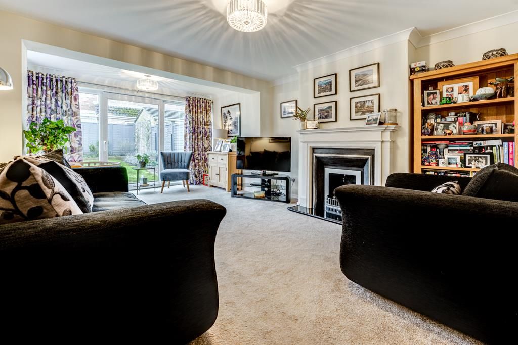 Property photo 2 of 29 35 St Johns Road, Kettering-12.Jpg