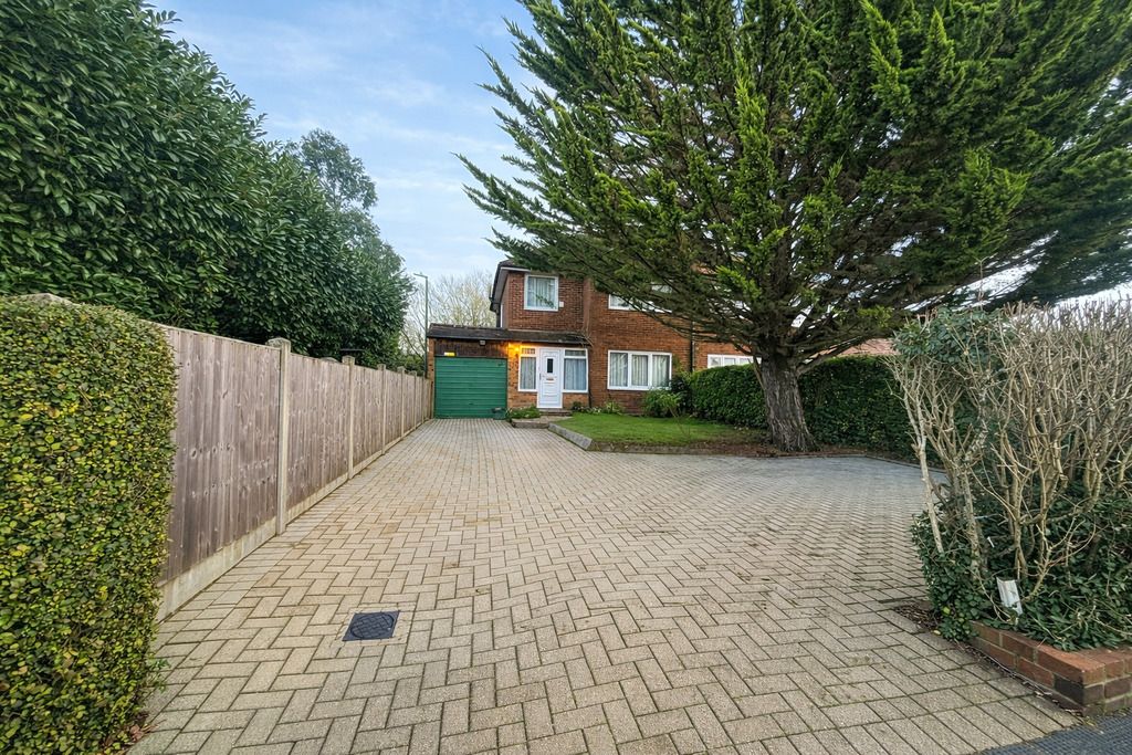 Property photo 2 of 18