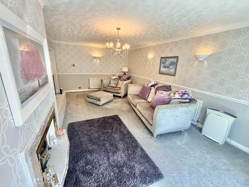 Property photo 3 of 38
