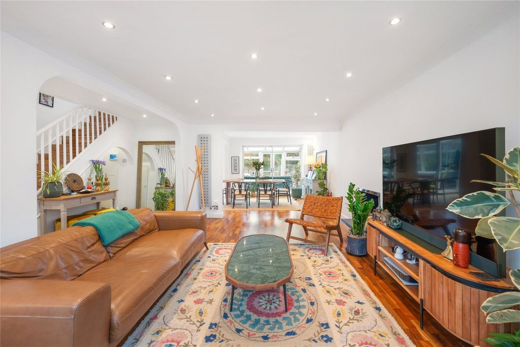 Property photo 2 of 11 Picture No. 07