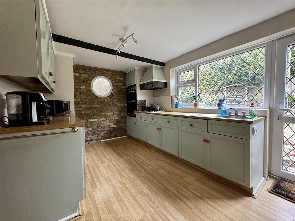 Property photo 3 of 14 Img_0098 3.Jpeg