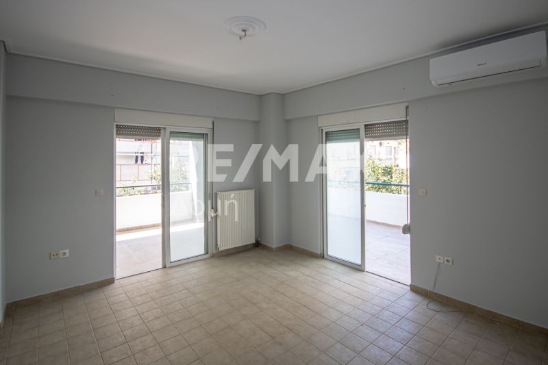 Property photo 1 of 39