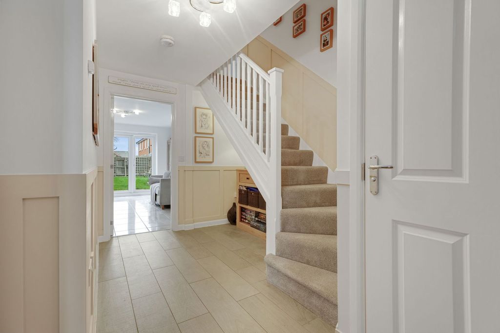 Property photo 3 of 22