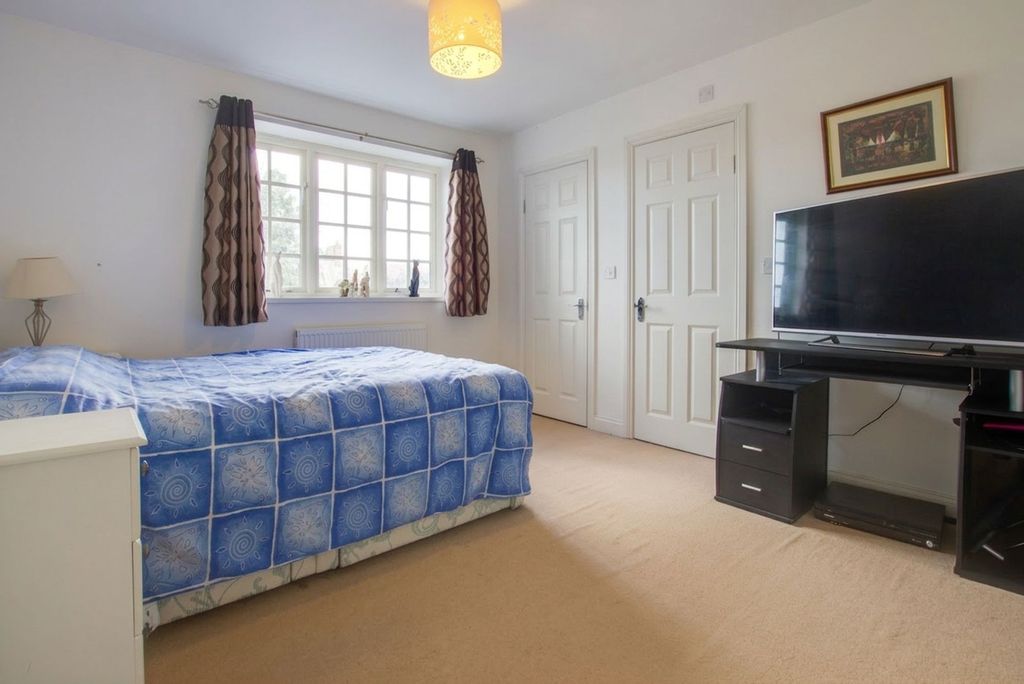 Additional image 27 of 5 bed semi-detached house for saleKnighton Road, Leicester LE2
