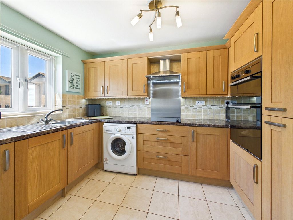 Property photo 2 of 17 Picture No. 02
