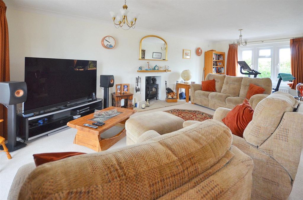 Property photo 2 of 13 Sitting Room