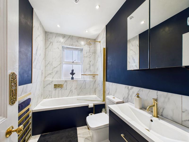 Property photo 2 of 18 Photo 5