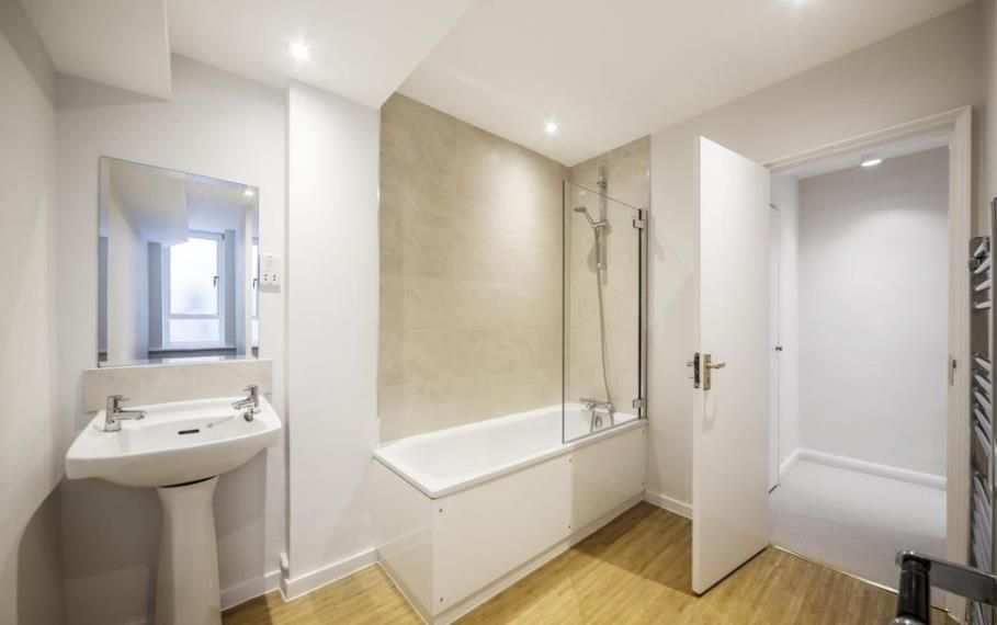 Property photo 3 of 4 74 Ivor Court 3 22.01 .Png