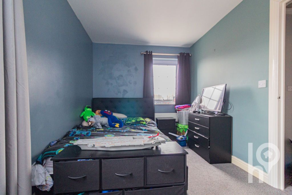 Property photo 3 of 13 Photo 1