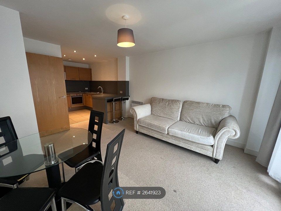 Property photo 2 of 13