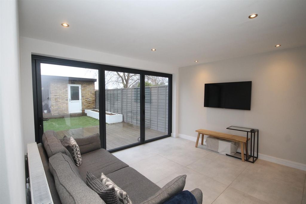 Property photo 2 of 19 Img_7300.Jpg