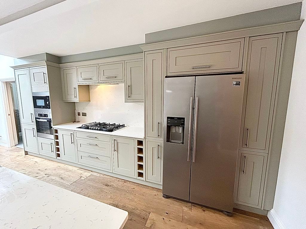 Property photo 2 of 12 Photo 2