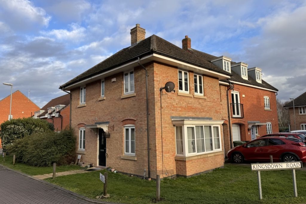 Property photo 1 of 13 Kingsdown Front