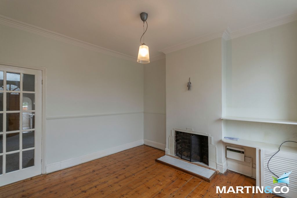 Property photo 3 of 11