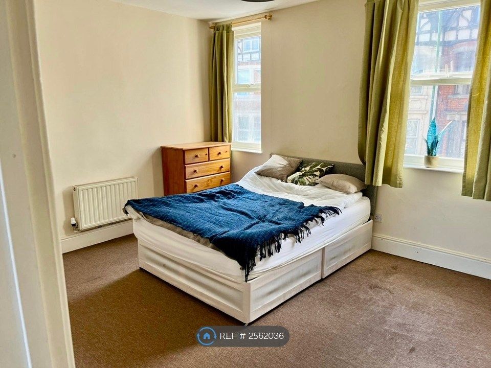 Property photo 1 of 7 Bedroom