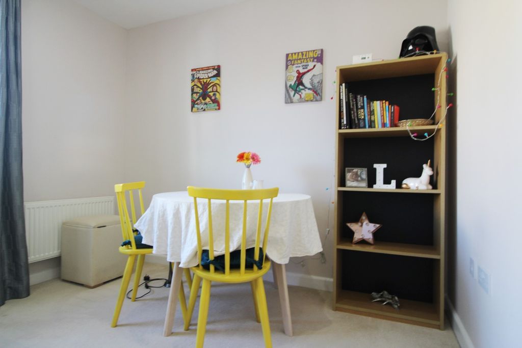 Property photo 3 of 6 Dining Area