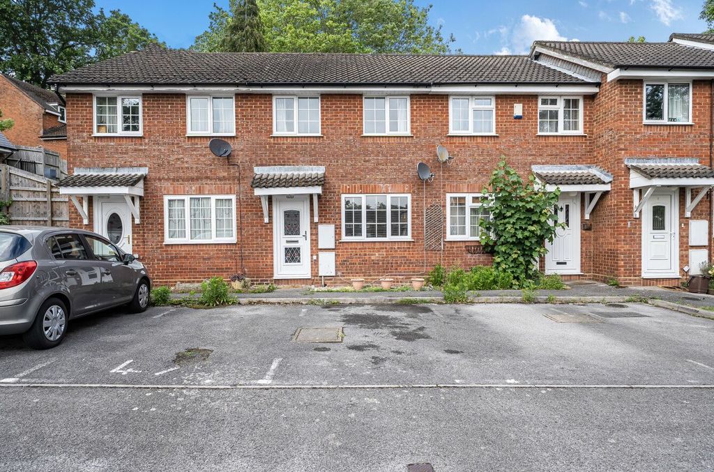 Property photo 1 of 18