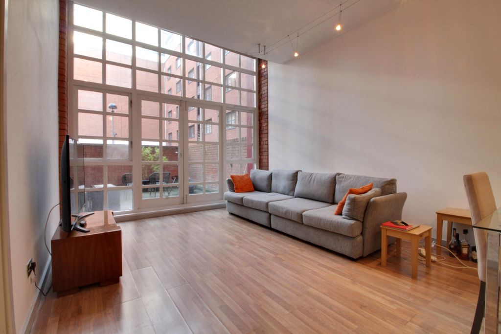 Property photo 3 of 17 Img_7034-Img_7036