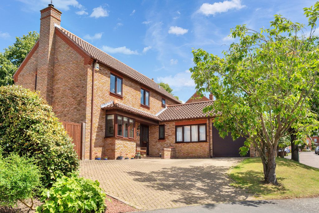Property photo 1 of 21