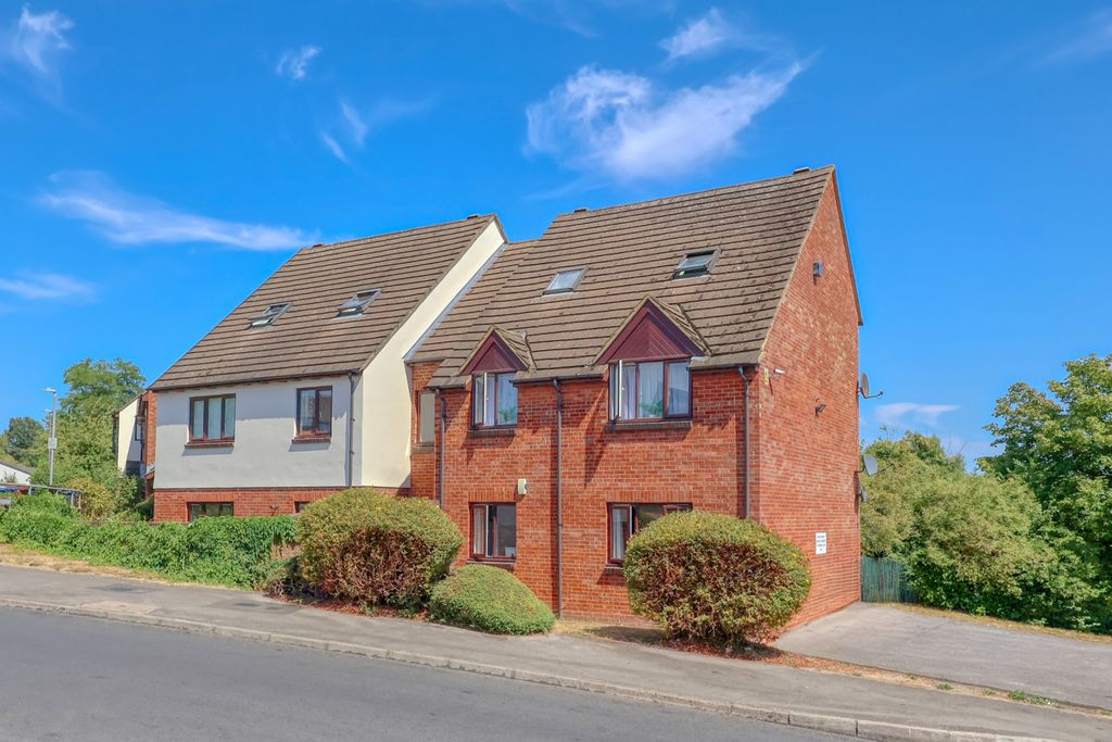 Property photo 1 of 11 Picture No. 02
