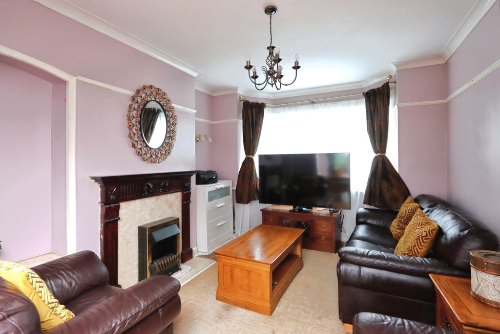 Property photo 2 of 18 Pbox-Img.Jpg