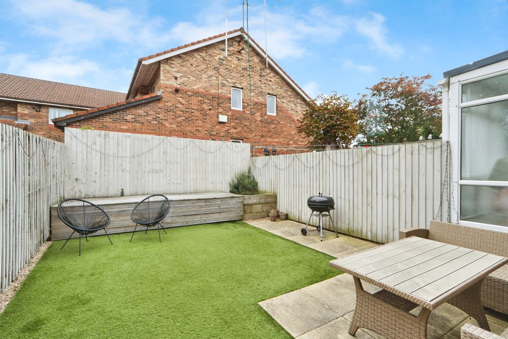 Property photo 2 of 17