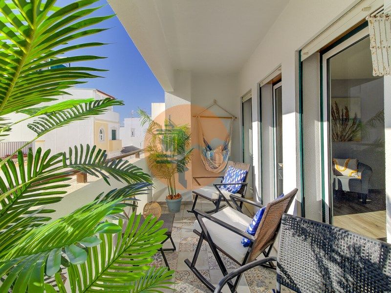 Property photo 2 of 37