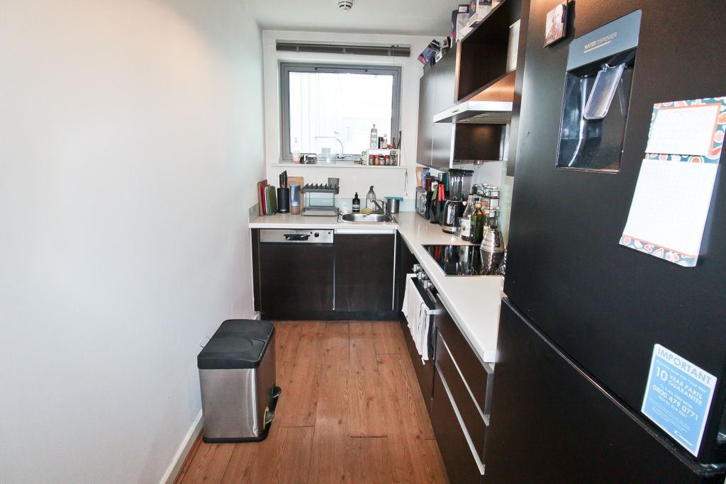 Property photo 2 of 6 Kitchen