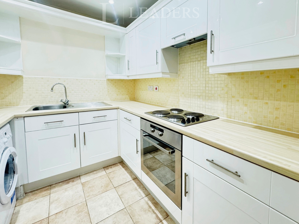 Property photo 2 of 16 Kitchen