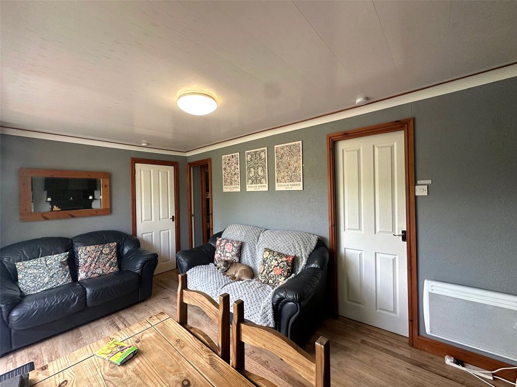 Property photo 3 of 10 Picture No. 03