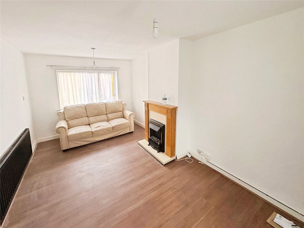 Property photo 2 of 6 Living Room