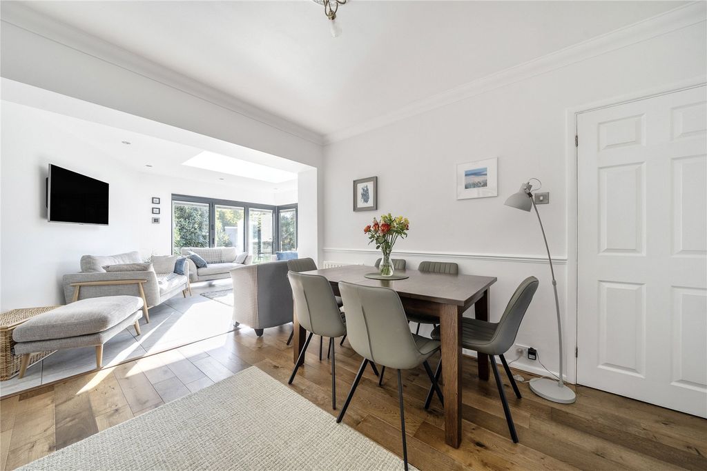 Property photo 3 of 18 Picture No. 11