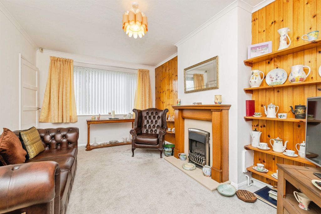 Property photo 3 of 14