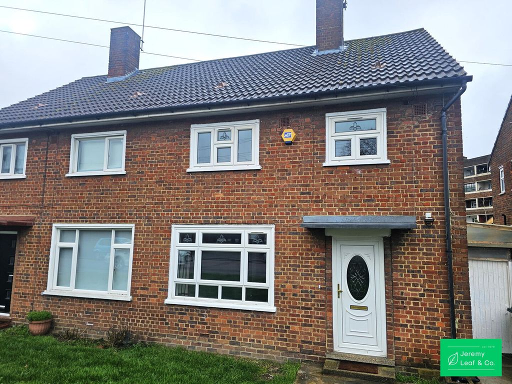 Property photo 1 of 12 Front (Exterior)