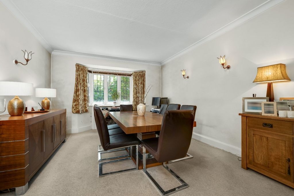 Property photo 3 of 14 Dining Room