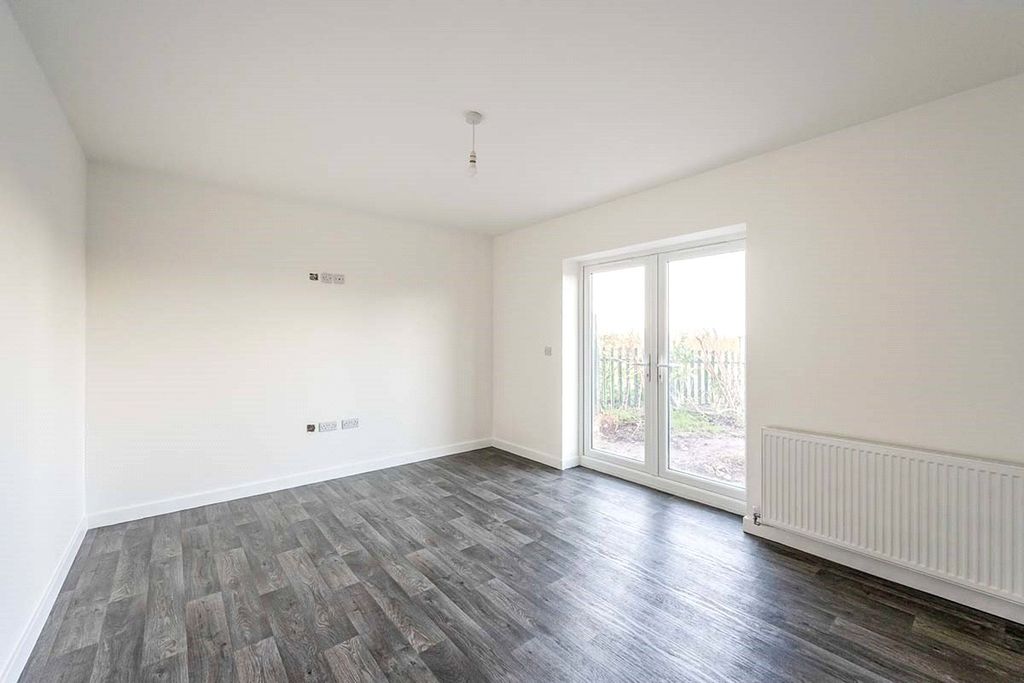 Property photo 2 of 8 Picture No. 02