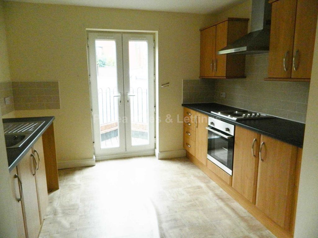 Property photo 2 of 3