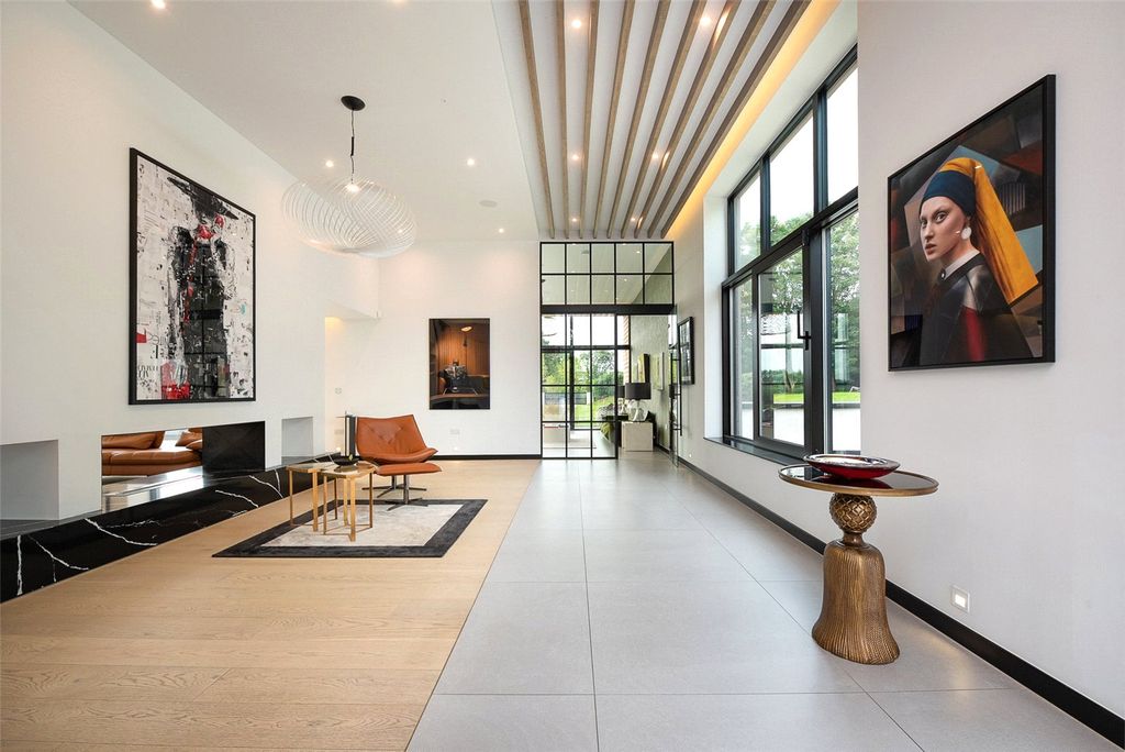Property photo 3 of 14 Reception Hall