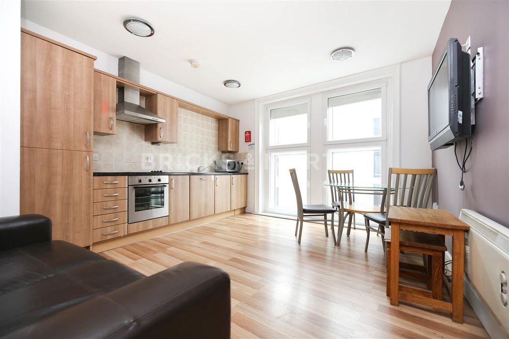 Property photo 1 of 9 1.Jpg