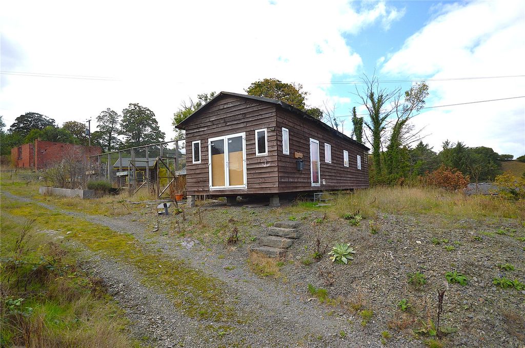 Property photo 2 of 8 Picture No. 03