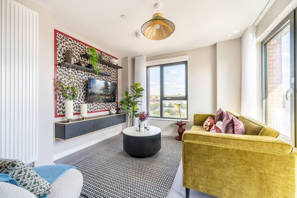 Property photo 3 of 22