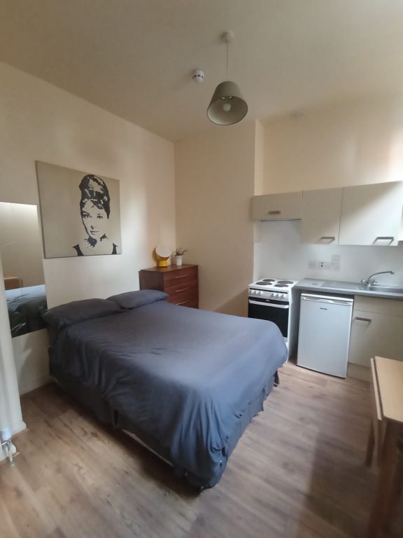 Property photo 2 of 3